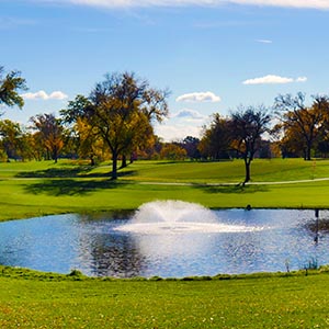 Edina context: pond and fountain at Edina Country Club.